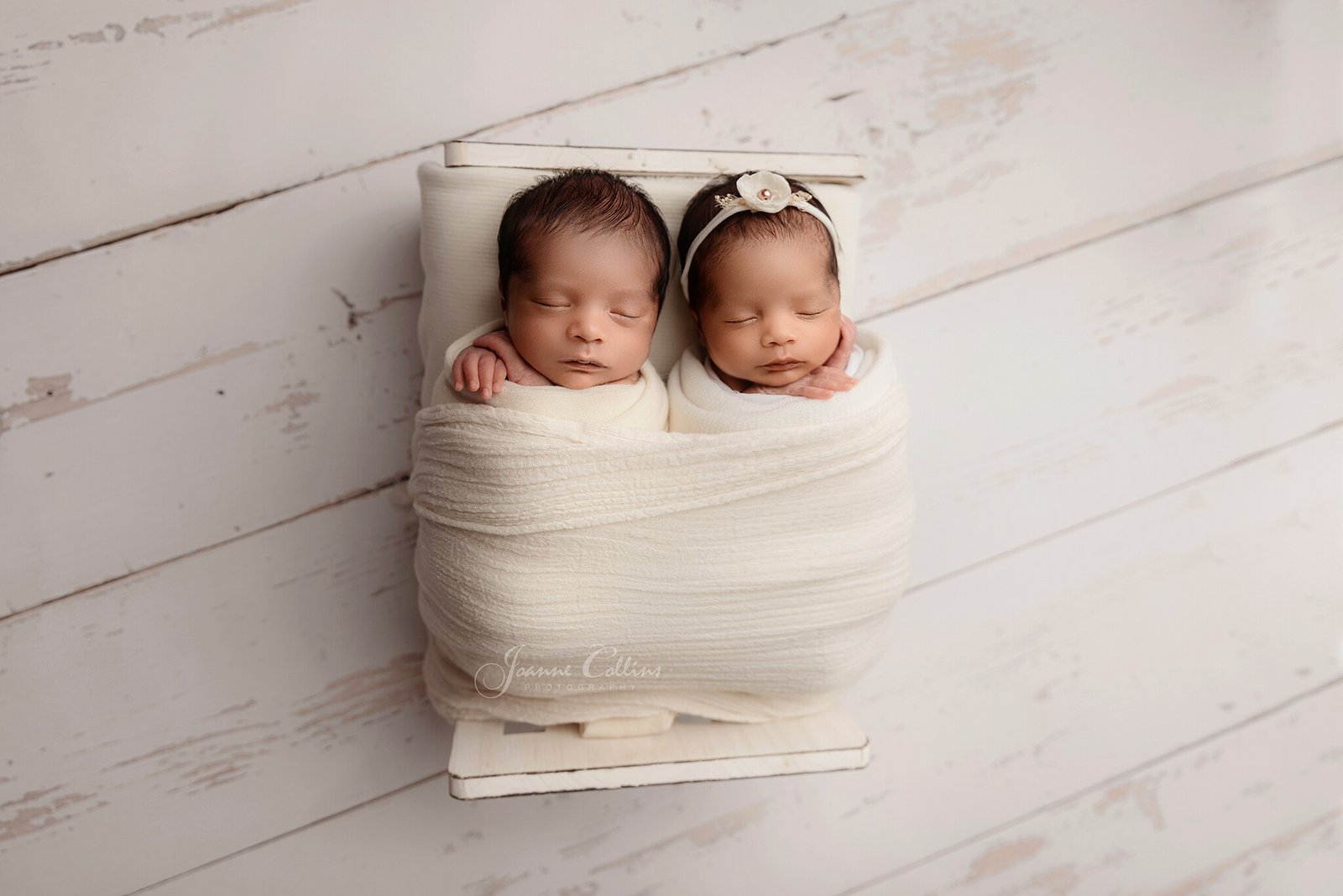 newborn twins photographer rochester kent baby boy and girl