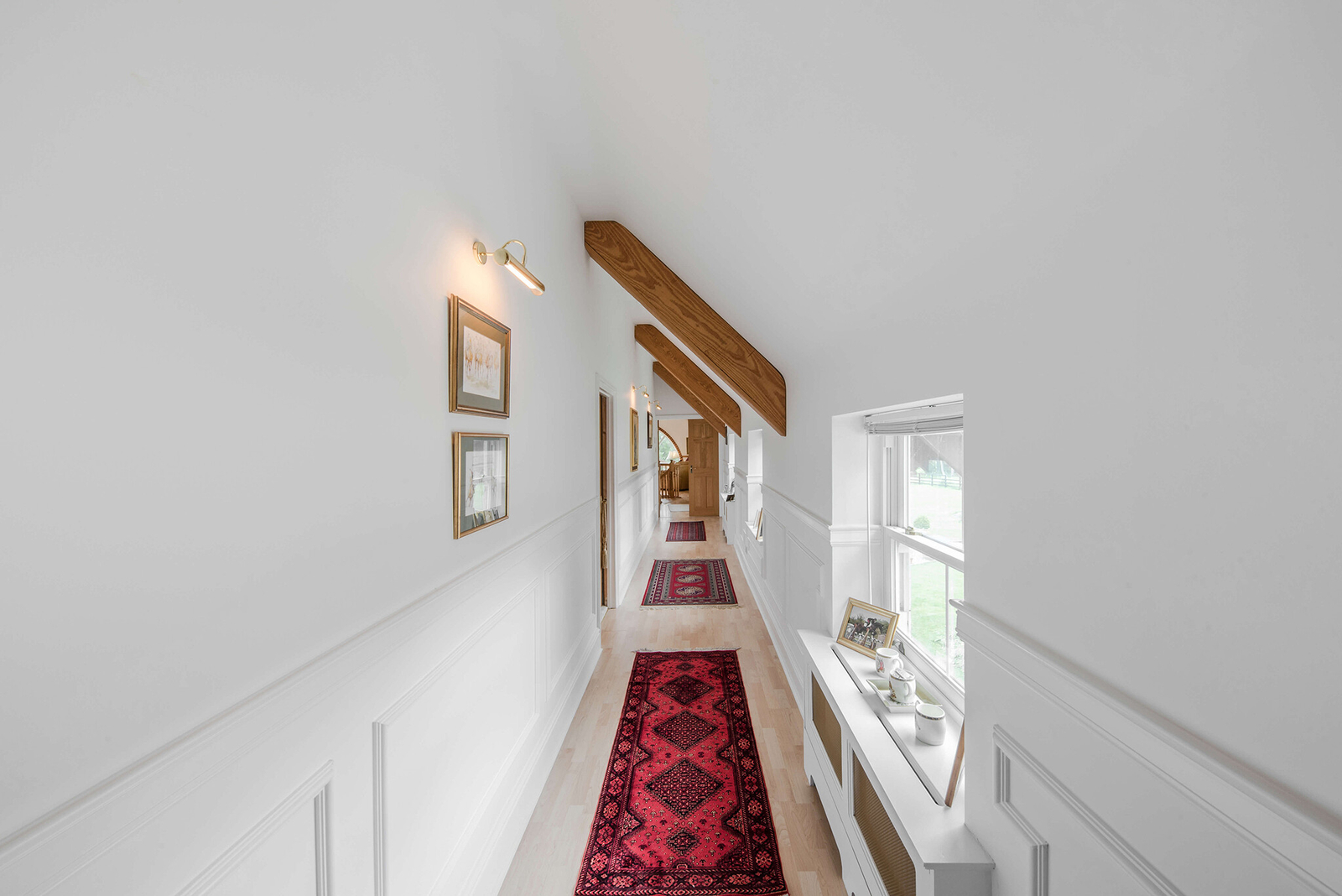 Property photographer Surrey stables home 6 bedroom