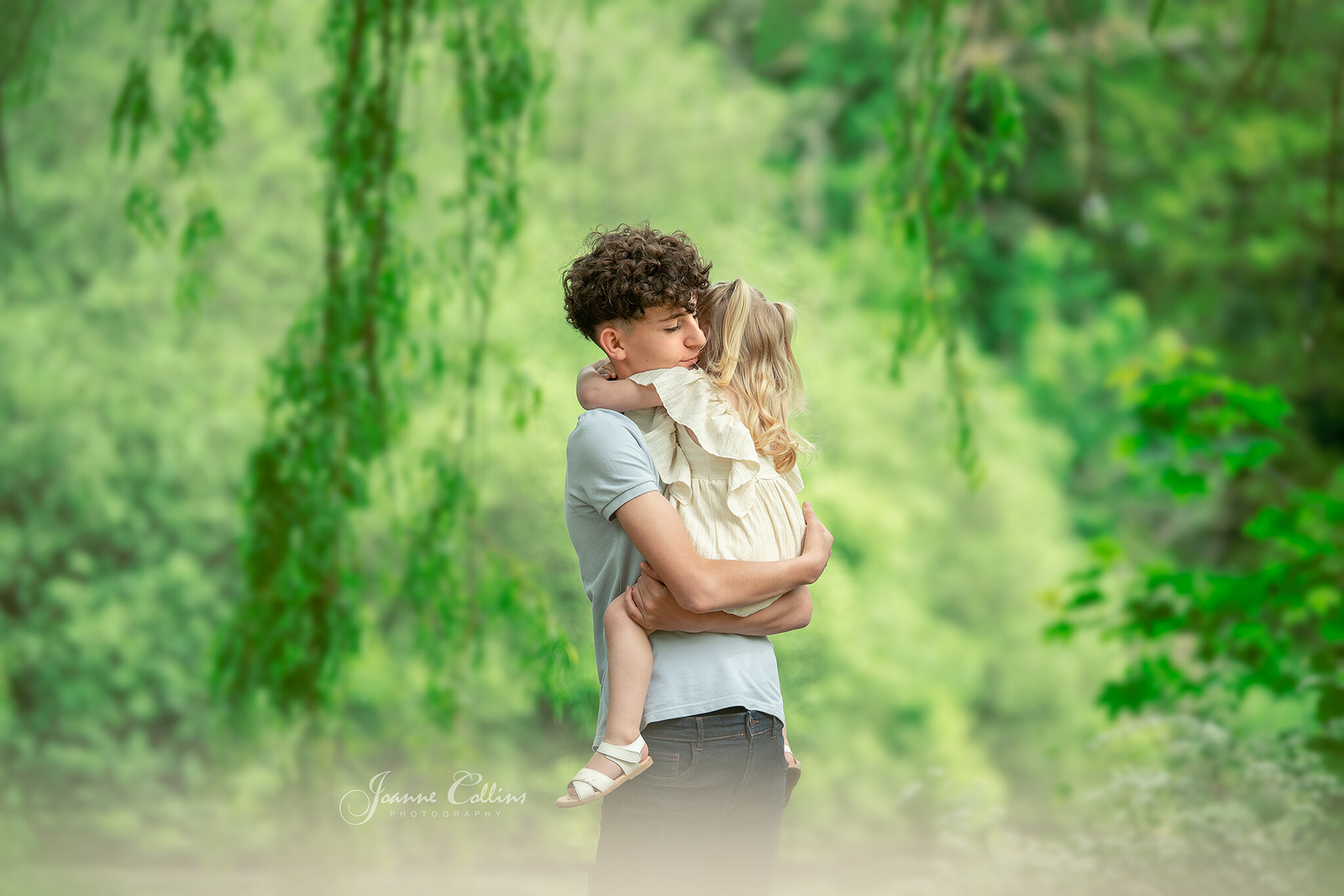 family may mini session at manor park country park west malling kent